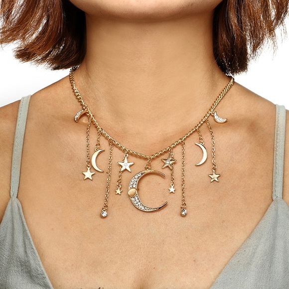 Jewelry - 🌙NWT Moon and Stars Necklace